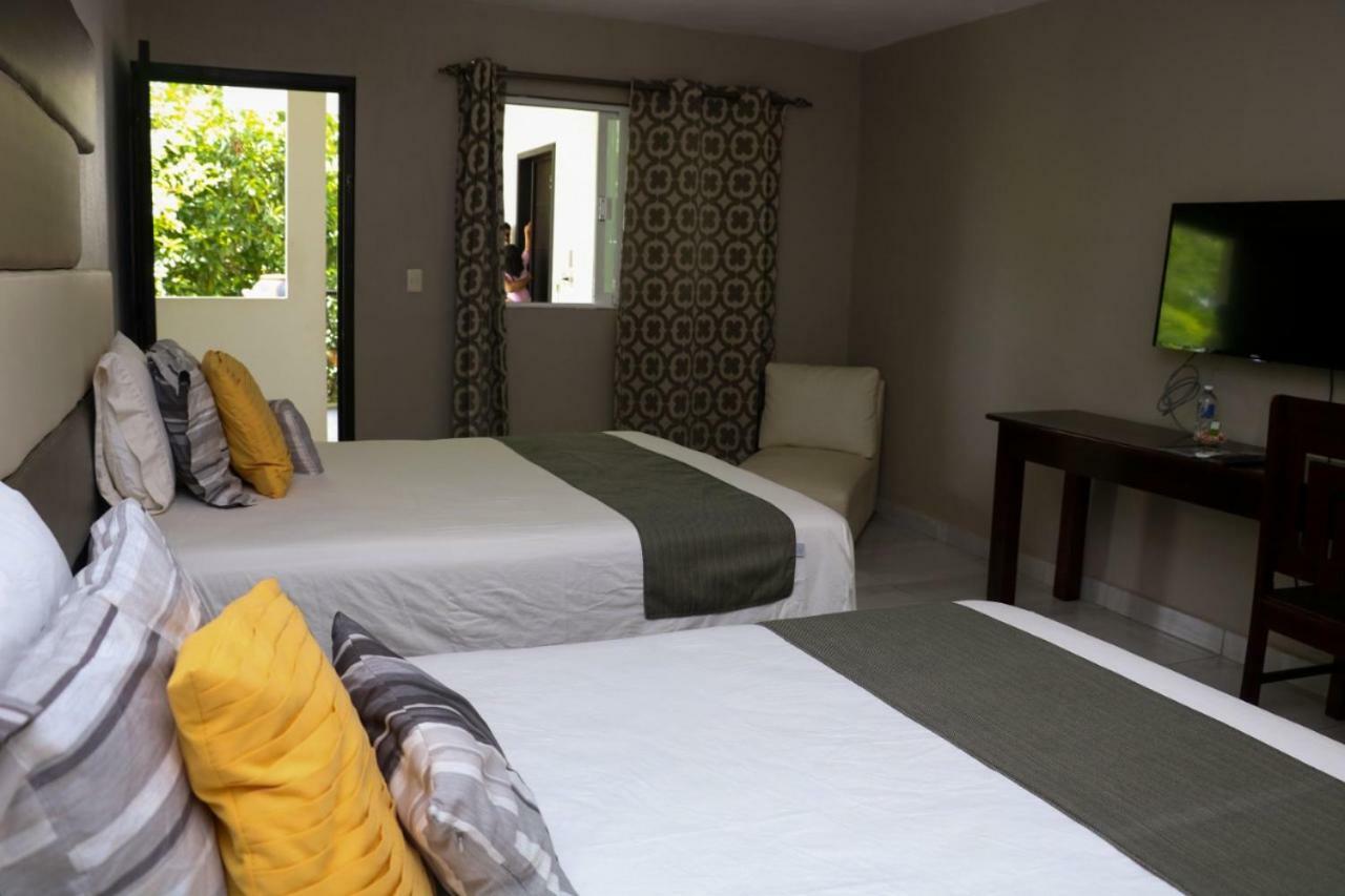 Garden Suites Tonala Exterior photo